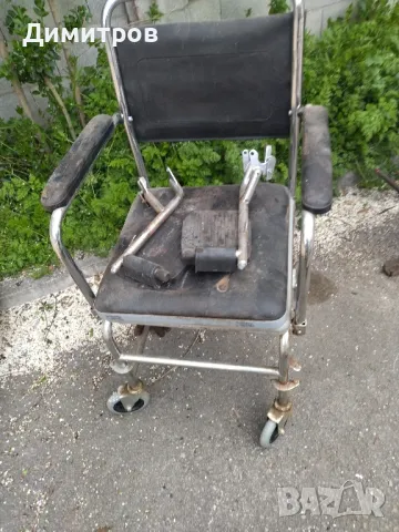 Инвалиден стол тоалетна, снимка 1