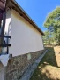 Продавам малка двуетажна къща в с.Ярославци, община Брезник, снимка 4