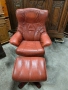 Кресло с отоманка от естествена кожа , снимка 1