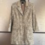 Продавам рокля тип сако -манто , снимка 4