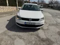 VW Jetta mk6 2012 - 2.5 VR5, снимка 2