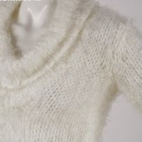 М размер пуловер  мек и  топъл поло яка, снимка 1 - Блузи с дълъг ръкав и пуловери - 34546652
