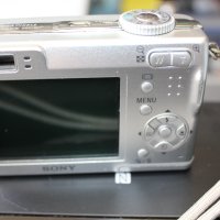 Sony Cyber-shot W7, снимка 2 - Фотоапарати - 41930811
