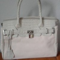 Нова елегантна дамска чанта, снимка 1 - Чанти - 34174042