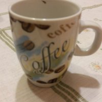Чаши за кафе, снимка 2 - Сервизи - 39744624
