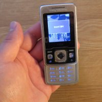 плъзгащ телефон, телефон слайд с копчета sony ericsson T303, сони ериксон Т303 - 2008г. - работещ., снимка 1 - Sony Ericsson - 35985379