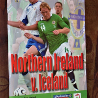 Северна Ирландия - Исландия оригинална футболна програма квалификация за Европейско първенство 2006, снимка 1 - Фен артикули - 36353592