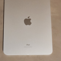 НОВ! iPad 10th Gen 10.9 64GB WiFi Гаранция, снимка 3 - Таблети - 44810208