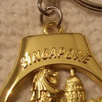 Красив ключодържател SINGAPORE, снимка 2 - Колекции - 38648942
