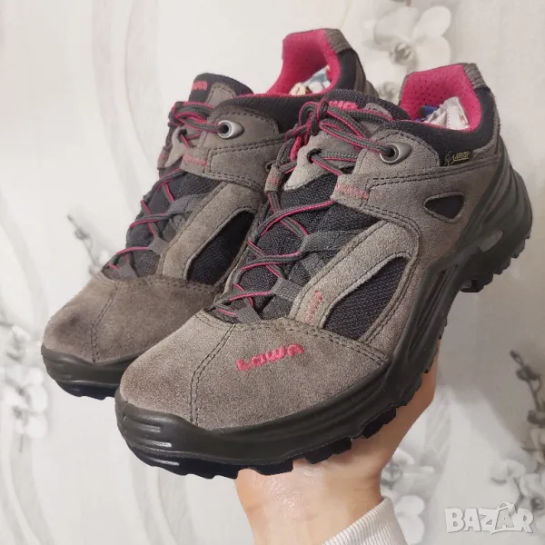 туристически обувки Lowa Sirkos GTX номер 39, снимка 1