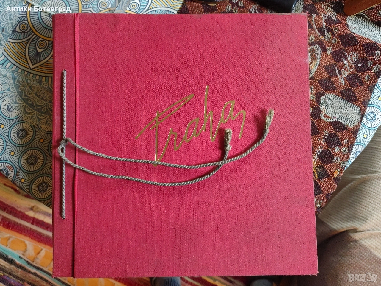 Стара книга от 1932 година Прага , снимка 1