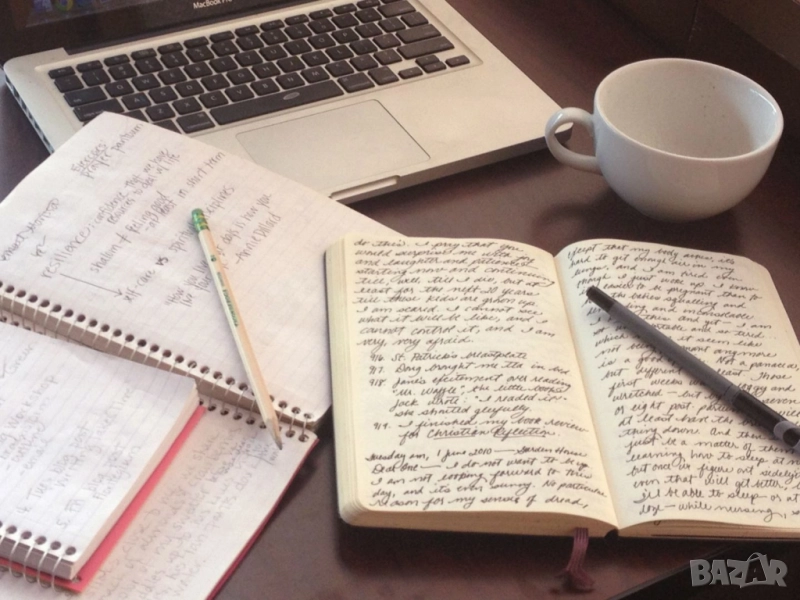 Презентации и есета на български и английски език., снимка 1