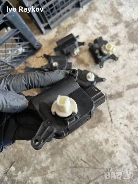  Моторче клапа парно 0 132 801 362 за VW GOLF V ,0 132 801 363, снимка 1