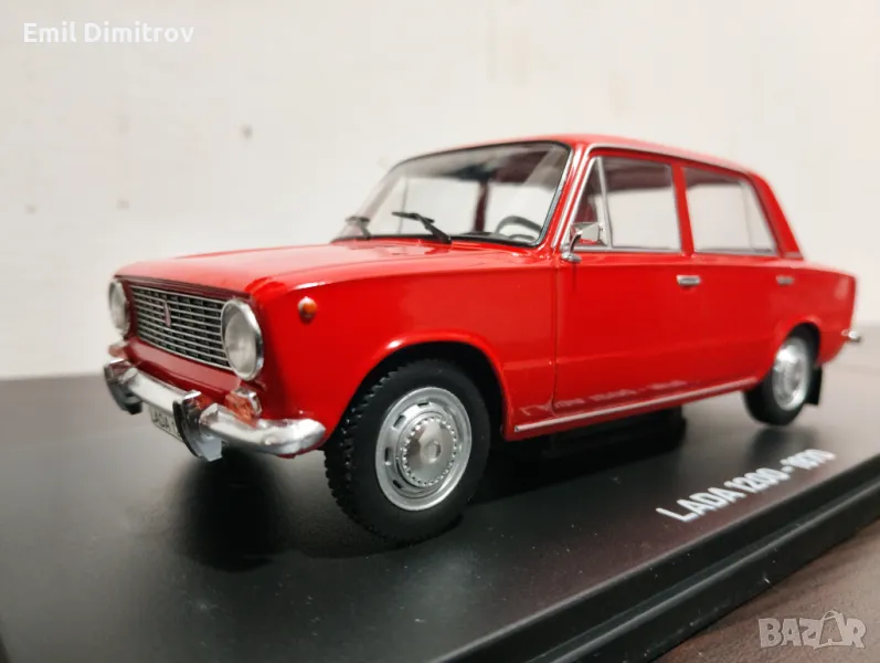 Колекционерско моделче на ВАЗ-2101, Жигули, в мащаб 1:24, снимка 1