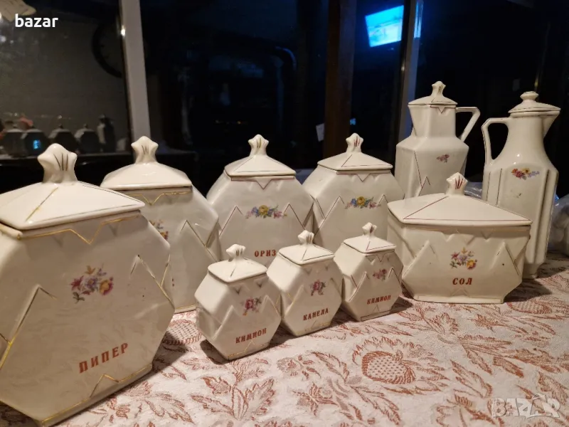 порцеланов сервиз за подправки , снимка 1