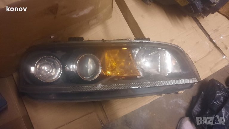 Fiat Punto - оригинален десен фар, снимка 1