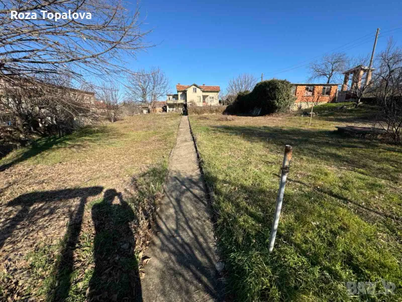 Къща в с.Баница център , снимка 1