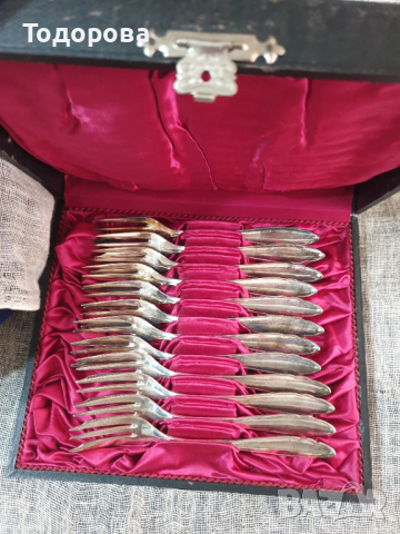 Старинен комплект посребрени десертни вилички-bruckmann, снимка 6 - Антикварни и старинни предмети - 44922703