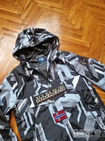 Страхотна мъжка ветровка яке NAPAPIJRI размер S M L XL 2XL , снимка 4 - Якета - 55804810