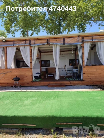 Knaus Sport 650 -  Изграден навес намиращ се на къмпинг Каваци на 40м от плажа