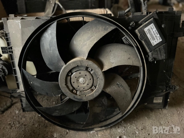 перка охлаждане Дифузьор  Mercedes W203 2035000193 377685 400w