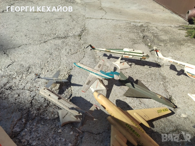 стари детски игри и модели на самолети и хеликоптери , снимка 9 - Антикварни и старинни предмети - 52062858