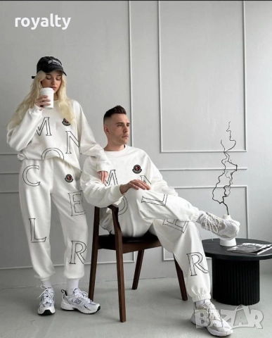 Moncler Комплект за Него и Нея Различни Цветове, снимка 3 - Спортни екипи - 52076578