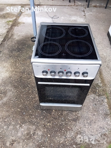 Готварска печка с керамични котлони