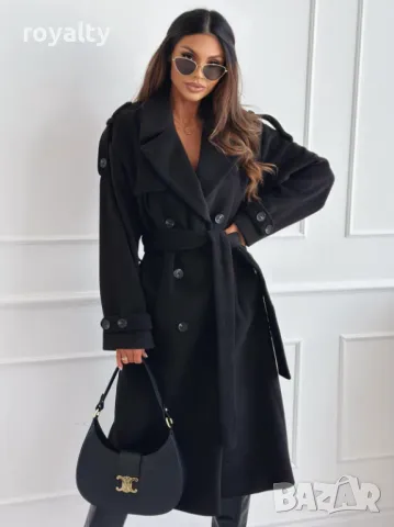 Дамско дълго черно палто с копчета LAURA