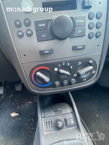 Opel Corsa 1000 CTT, снимка 5 - Автомобили и джипове - 41057393