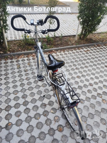 дамски велосипед в топ състояние 28 цола 