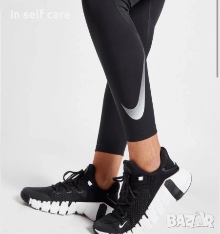 Оригинален клин Nike, снимка 2 - Клинове - 53258028