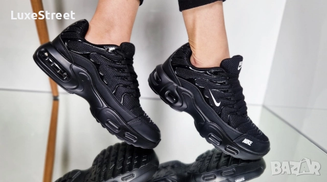 Дамски Маратонки Nike , снимка 12 - Маратонки - 52424896