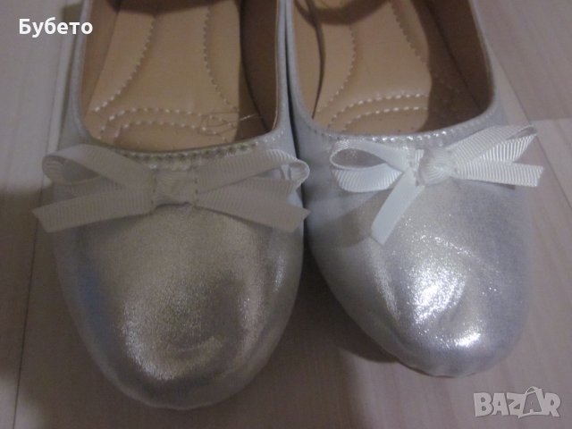 Сребристи обувки, снимка 2 - Детски обувки - 35977169