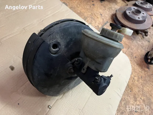 Спирачната помпа със сервото за VW Golf 3 (без ABS), снимка 2 - Части - 49736674