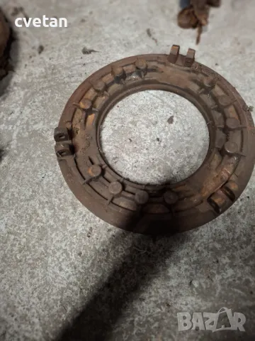 Притискателен диск газ 53,Уаз 469, снимка 3 - Части - 49521247