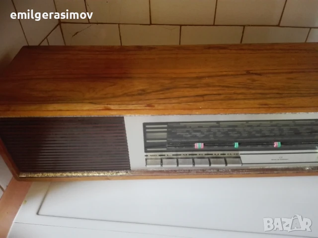  Радио GRUNDIG RF-150,уокмен Tevion и аудио касети., снимка 4 - Антикварни и старинни предмети - 51096483