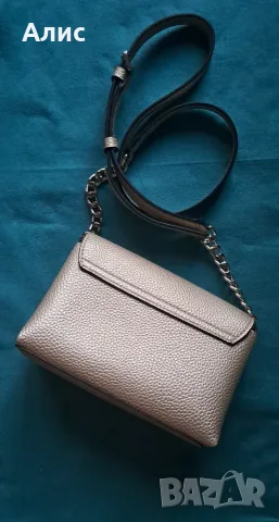Оригинална чантичка GUESS, снимка 4 - Чанти - 55742939