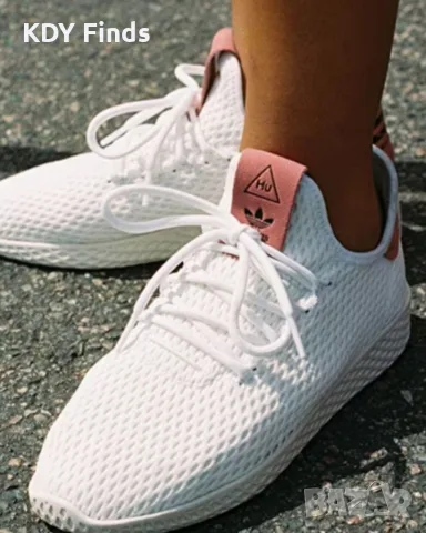 Adidas Pharell Wiliams tenis hu 45номер, снимка 3 - Маратонки - 56164944