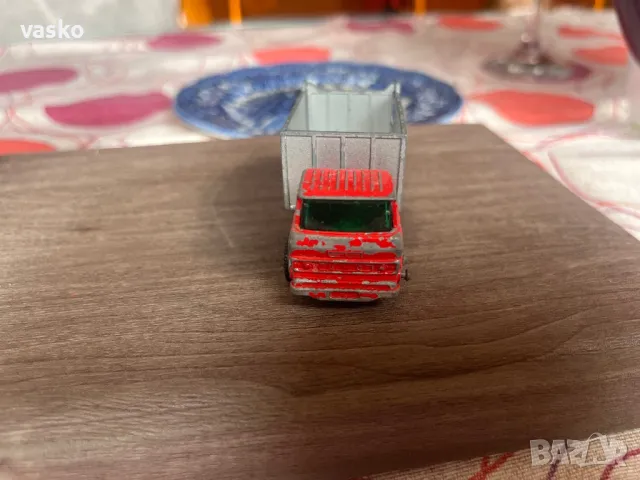 Английски Мачбокс-тесните гуми, снимка 3 - Колекции - 49647669