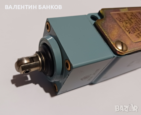 Краен изключвател Telemecanique XC2-JC IP65, снимка 3 - Други машини и части - 44749457