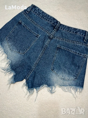 Дамски къси панталони, снимка 2 - Къси панталони и бермуди - 53576635