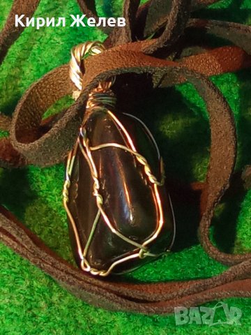 КРАСИВ ВИНТИДЖ - АРТ МЕДАЛЬОН НАТУРАЛЕН КАМЪК ЧЕРЕН АХАТ с ШНУРЧЕ от ВЕЛУР 21268, снимка 3 - Колиета, медальони, синджири - 41483291