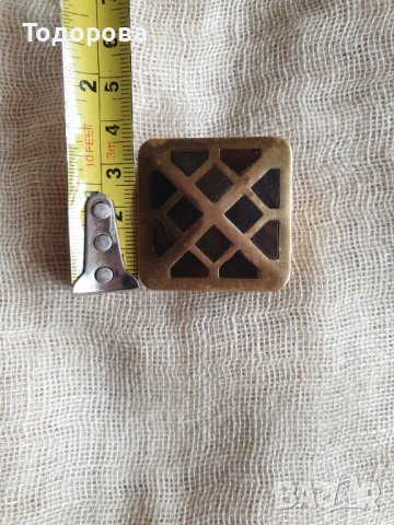 Малка месингова кутийка с апликарани плочки от рогова кост, снимка 5 - Антикварни и старинни предмети - 39382377