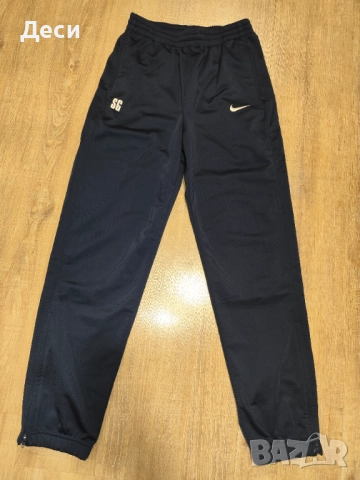 долнище на Nike, снимка 2 - Детски анцузи и суичери - 51895982