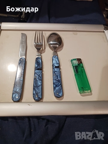 Сгъваем Ретро комплект. С седефен ефект.70те.г.П.Денев., снимка 2 - Антикварни и старинни предмети - 53820564