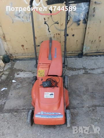 Хускварна на батерии, снимка 2 - Градинска техника - 53668640