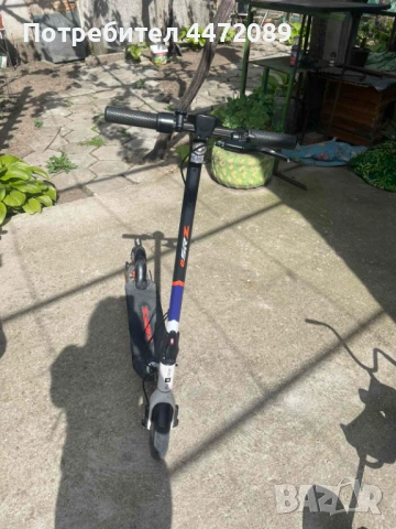 Продавам електрическа тротинетка Aprilia E-SRZ до 25км/ч, снимка 2 - Друга електроника - 53163991