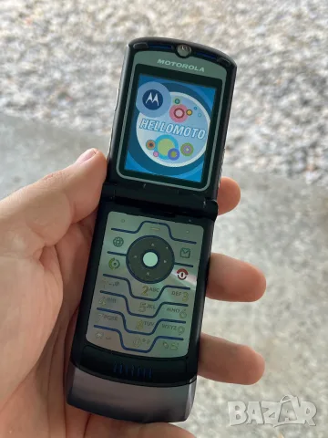 Motorola V3i RAZR / Бг меню 