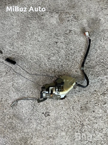 Брава с машинка централно заключване Хонда ЦРВ 2 Honda CR-V, снимка 3 - Части - 49123871